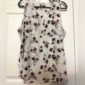 XL sleeveless blouse